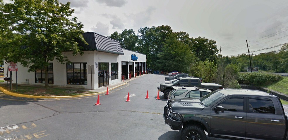 More Photos Of 3974 Us Highway 1, Monmouth Junction Auto Repair For Lease