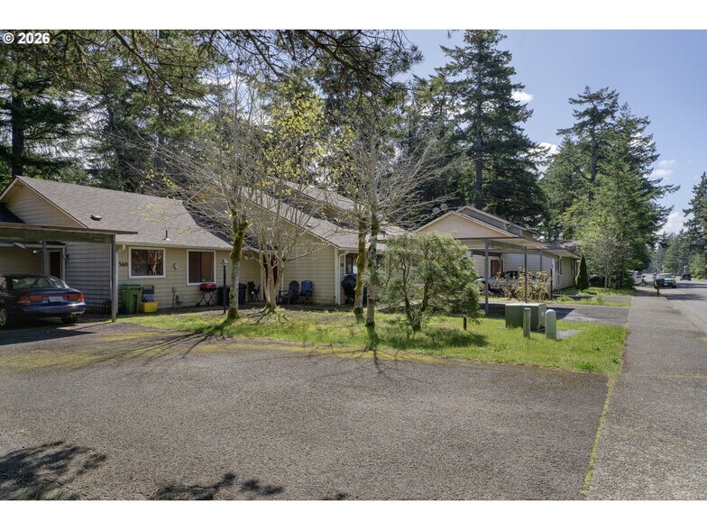 More Photos Of 1310-1390 Spruce St, Florence Apartments For Sale