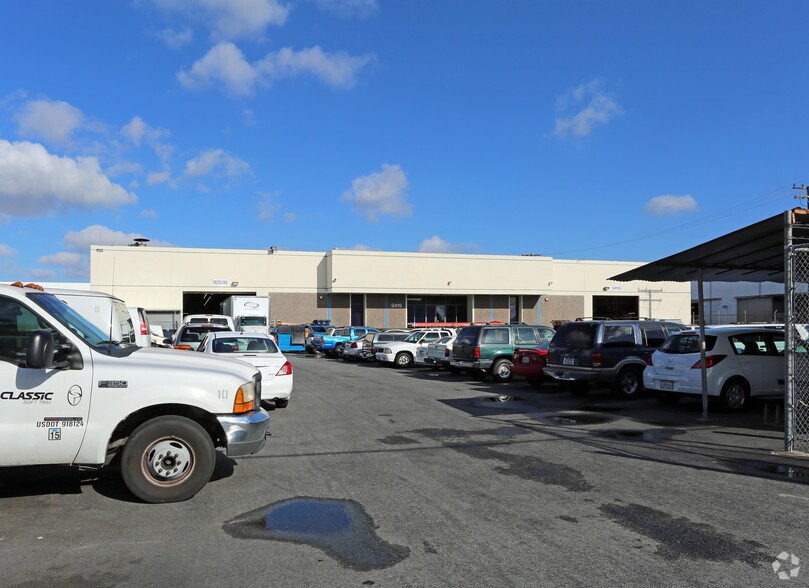 More Photos Of 9419 Ann St, Santa Fe Springs Manufacturing For Lease