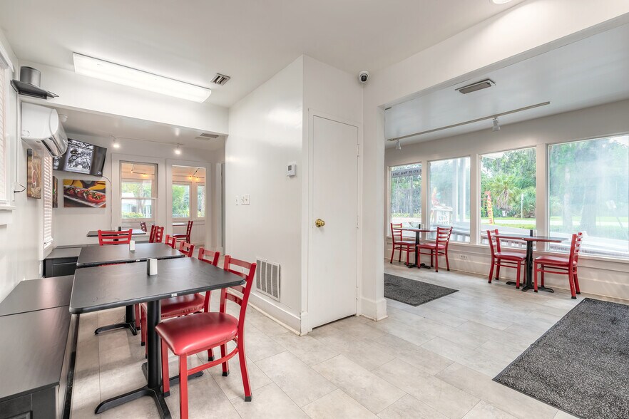 More Photos Of 1001 Canal St, New Smyrna Beach Freestanding For Sale