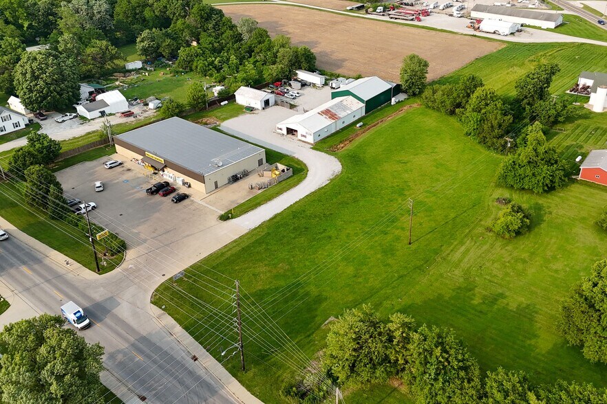 Primary Photo Of 115 N Chestnut St, Monrovia Auto Repair For Sale