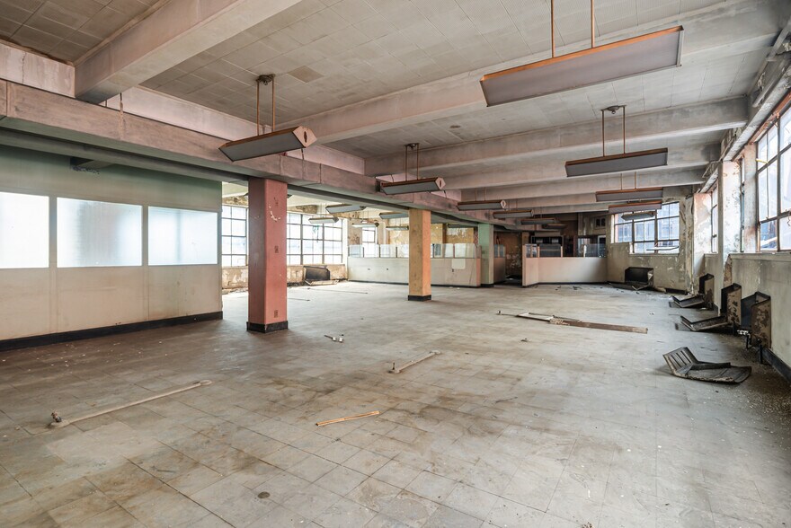 More Photos Of 3100-3104 N 17th St, Philadelphia Industrial For Sale