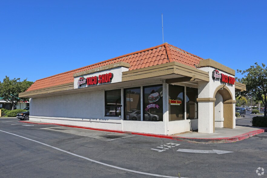 More Photos Of 1220-1364 E Mission Ave, San Marcos Unknown For Lease