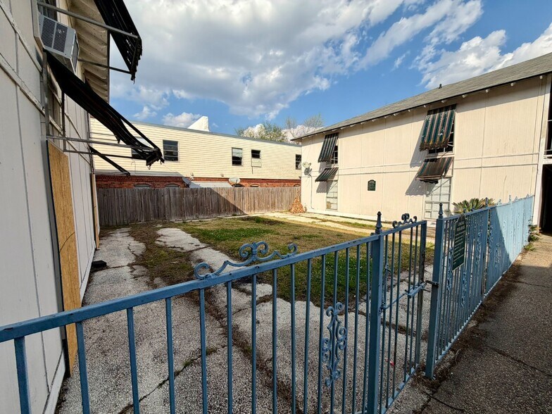 More Photos Of 4728 Ya Tittle Ave, Baton Rouge Apartments For Sale