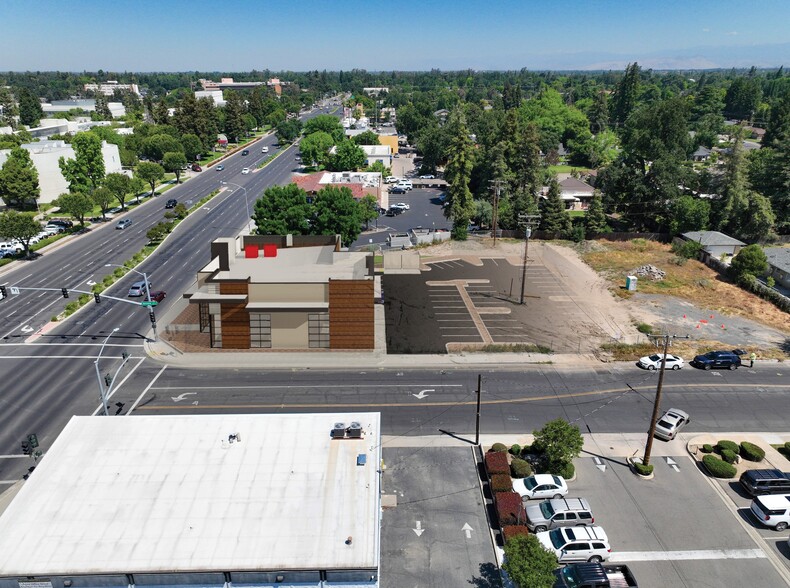 Primary Photo Of 916-920 S Mooney Blvd, Visalia Freestanding For Lease