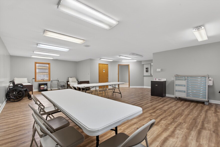 More Photos Of 1200 S Woodland Ave, Michigan City Office For Sale