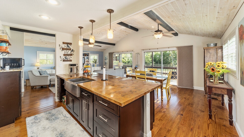 More Photos Of 6001 Bird Island Dr, Lady Lake Lodge Meeting Hall For Sale