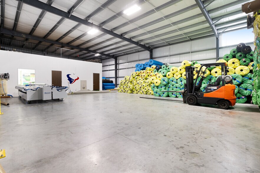 More Photos Of 19968 Franz Rd, Katy Warehouse For Sale