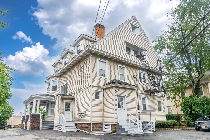 More Photos Of 96 Park St, Montclair Office For Lease