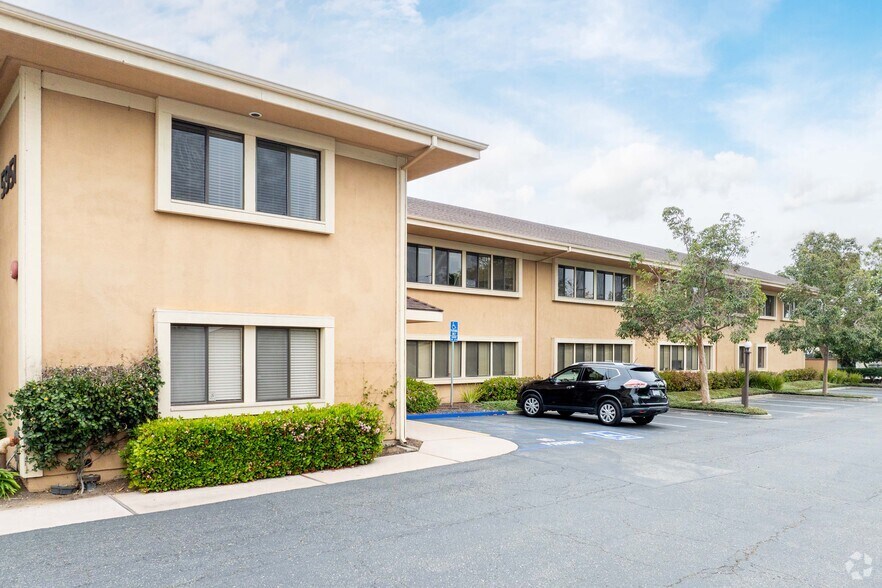 More Photos Of 5951 Encina Rd, Goleta Office For Lease