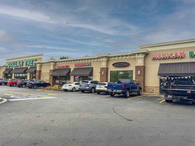 More Photos Of 4959-4990 Bill Gardner Pky, Locust Grove General Retail For Lease