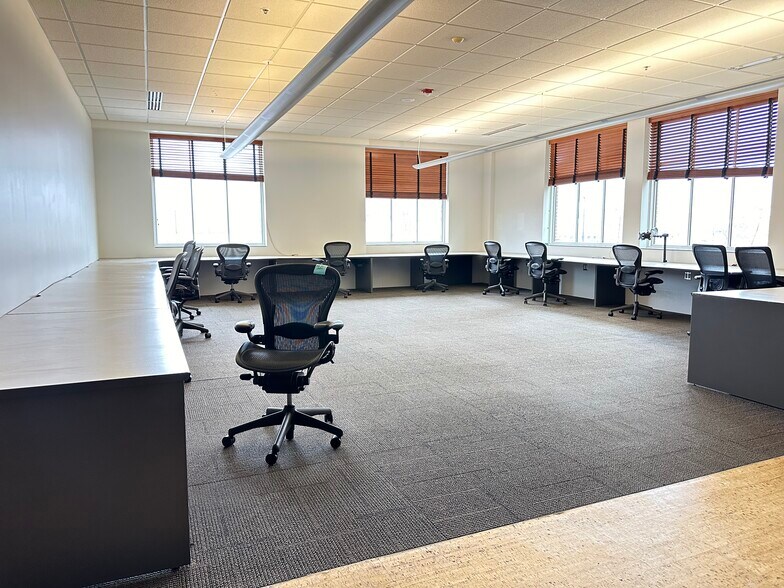 More Photos Of 85 E 8th St, Holland Medical For Sale