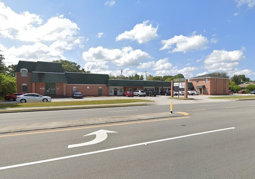 Primary Photo Of 7714 Massachusetts Ave, New Port Richey Office For Lease