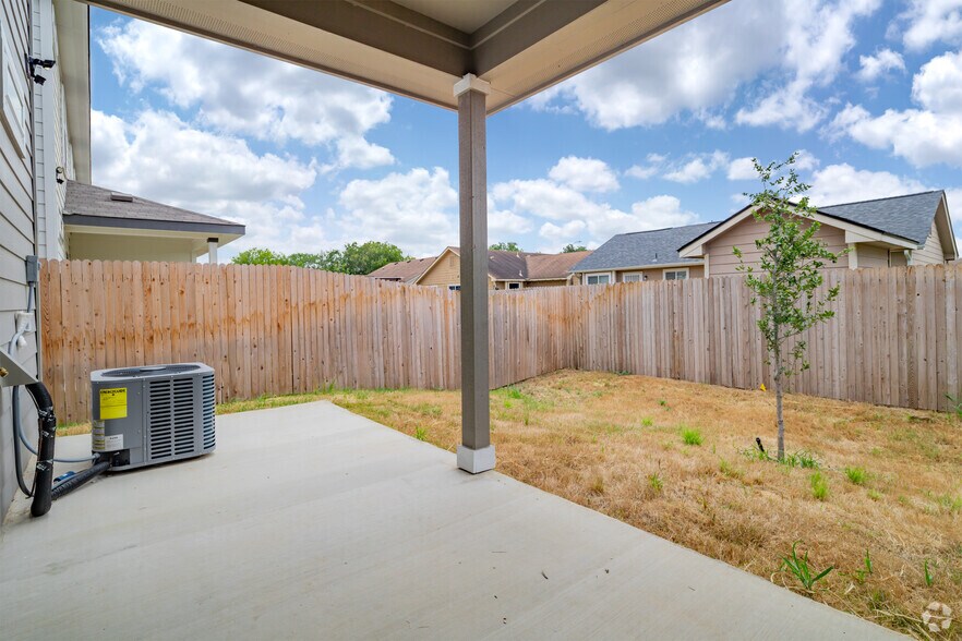 More Photos Of 11327 Clearmine St, San Antonio Apartments For Sale
