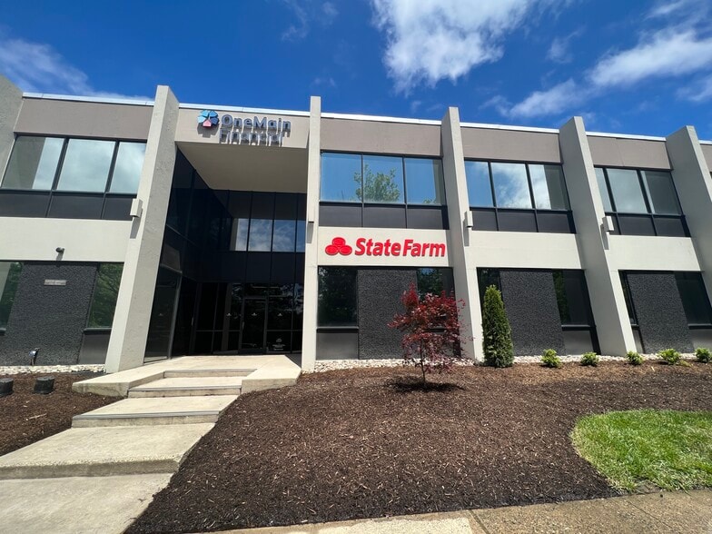 More Photos Of 1 Centerview Dr, Greensboro Unknown For Lease