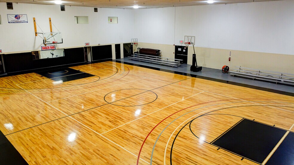 More Photos Of 950 S Central Ave, Compton Schools For Sale