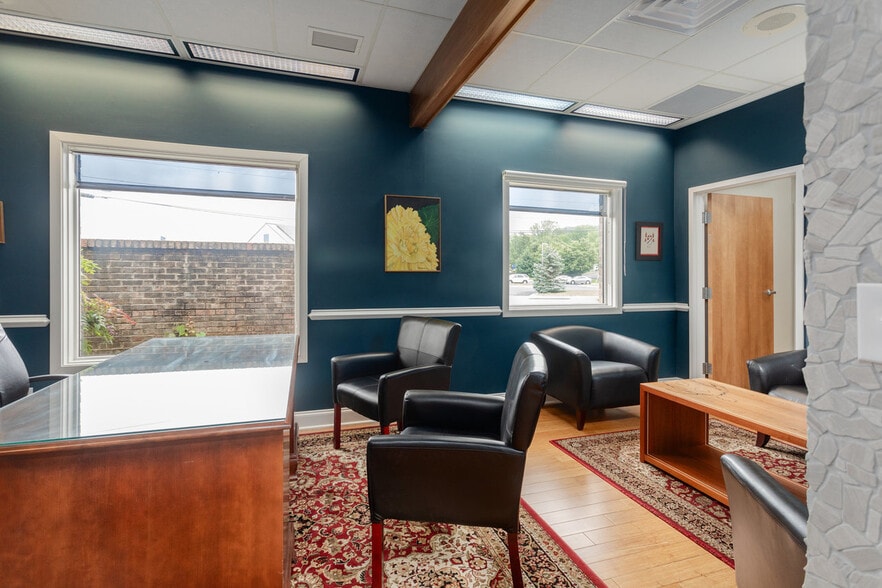 More Photos Of 530 Neff Ave, Harrisonburg Medical For Sale