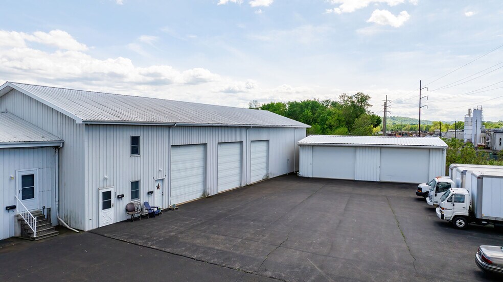 More Photos Of 820 Railroad St, Bloomsburg Warehouse For Sale