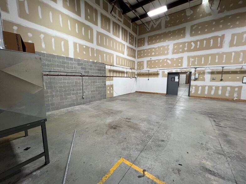 More Photos Of 19 Shea Way, Newark Light Manufacturing For Lease