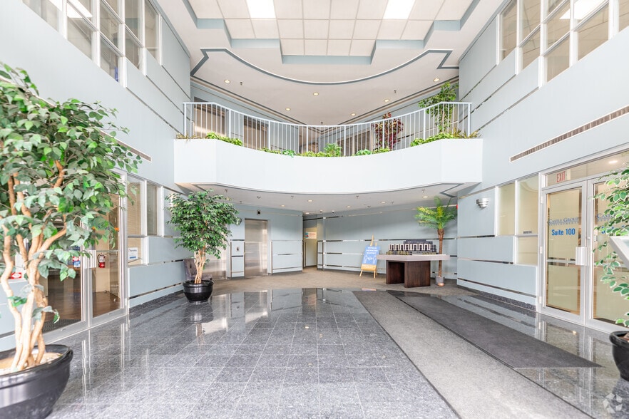 More Photos Of 2770 14th Ave, Markham Office For Lease