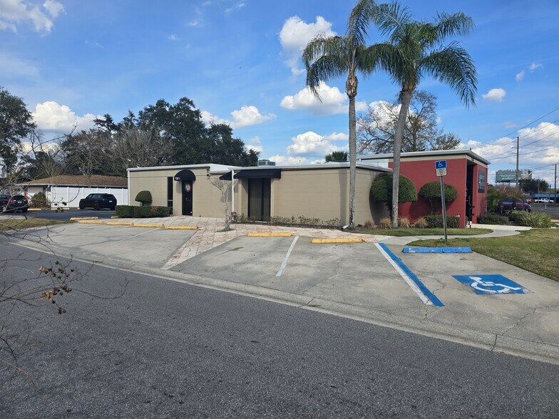 Primary Photo Of 7201-7205 Aloma Ave, Winter Park Office For Lease