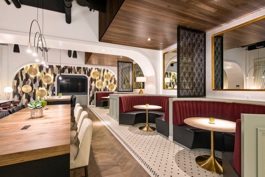 More Photos Of 182 W Lake St, Chicago Apartments For Lease