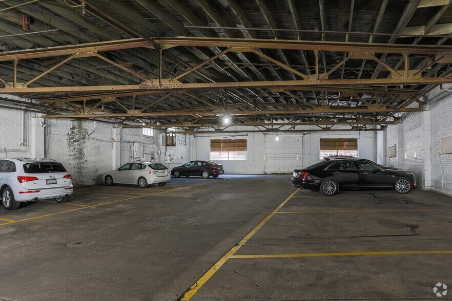 More Photos Of 201 S Highland Ave, Pittsburgh Office For Lease