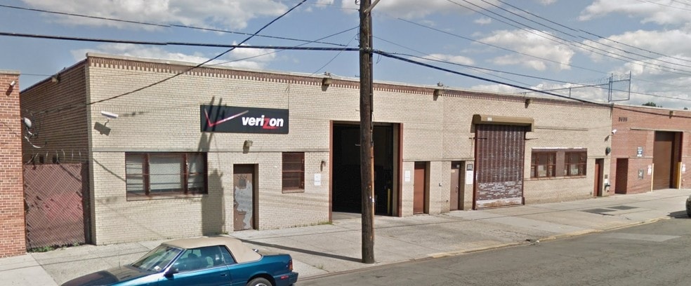 Primary Photo Of 3664 Dyre Ave, Bronx Warehouse For Lease