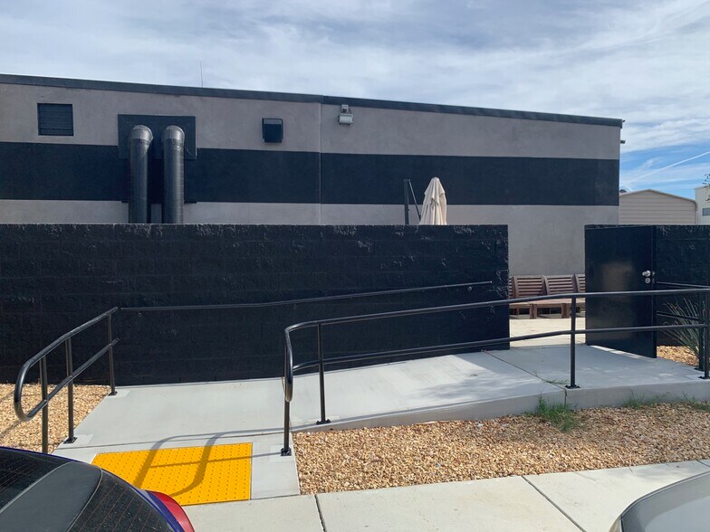 More Photos Of 68301 Kieley Rd, Cathedral City Service For Sale