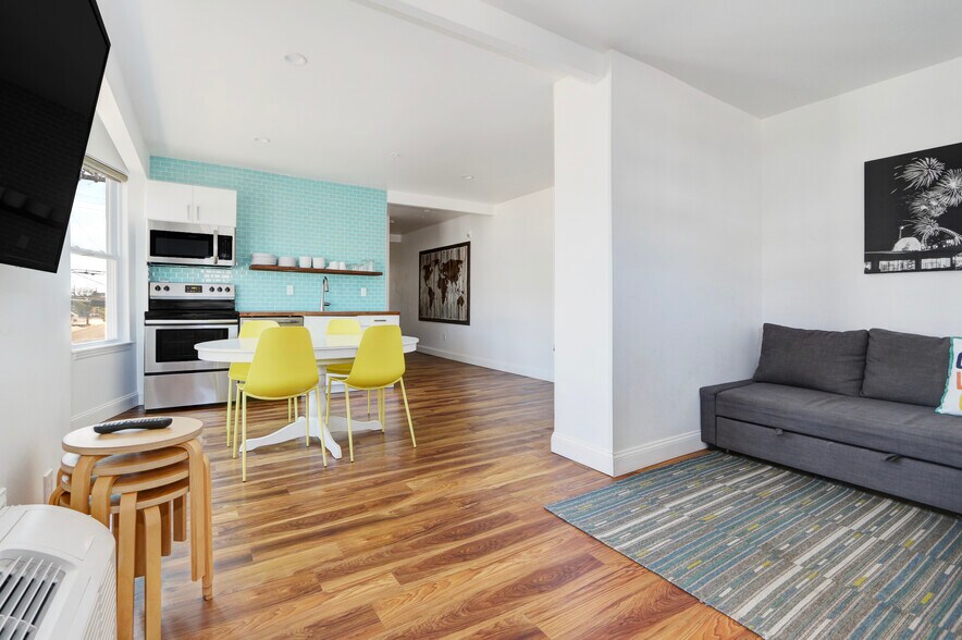 More Photos Of 5100 Atlantic Ave, Wildwood Hotel For Sale