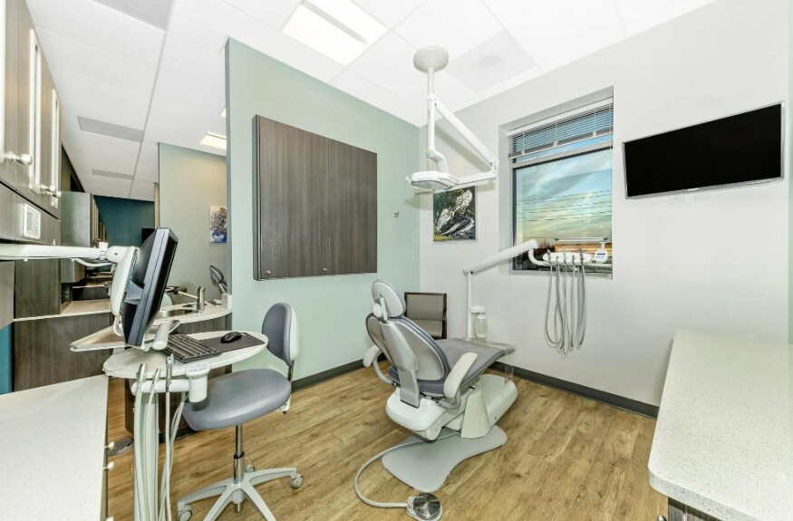 More Photos Of 6550 Mercantile Dr E, Frederick Medical For Sale