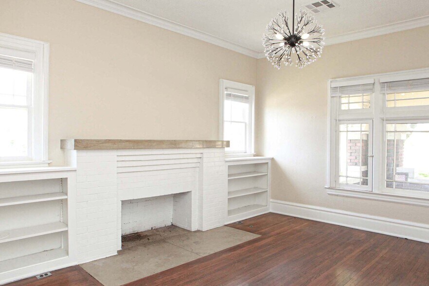 More Photos Of 1629 S Peoria Ave, Tulsa Loft Creative Space For Lease