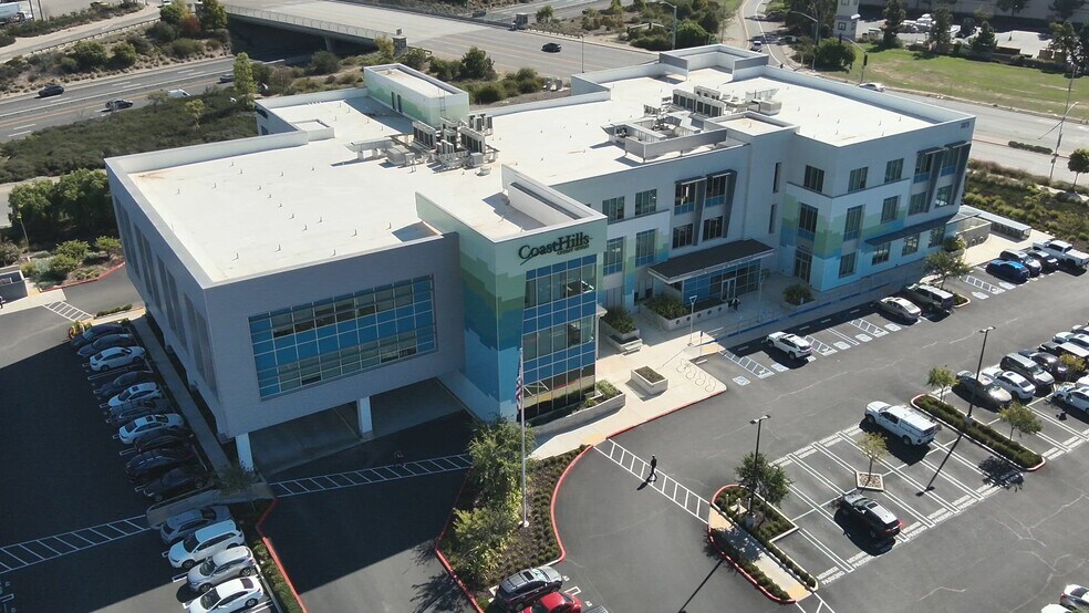 More Photos Of 1075 E Betteravia Rd, Santa Maria Office For Lease