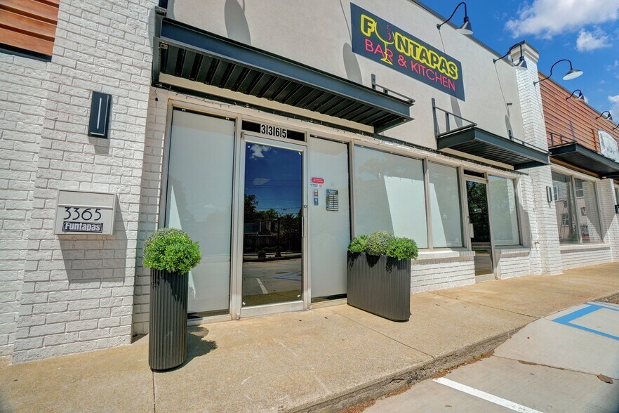 More Photos Of 3365 Dogwood Dr, Hapeville Storefront Retail Office For Lease
