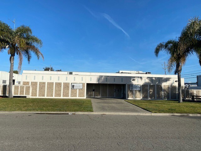 Primary Photo Of 469-475 Roland Way, Oakland Light Manufacturing For Lease