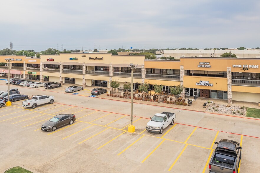 More Photos Of 4021 Belt Line Rd, Addison General Retail For Lease
