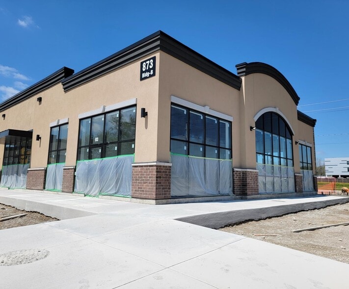 More Photos Of 873 Fairway Rd N, Kitchener Storefront Retail Office For Lease