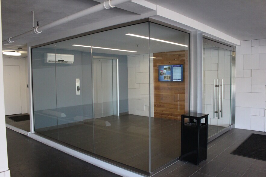 More Photos Of 4300 N Central Expy, Dallas Office For Lease