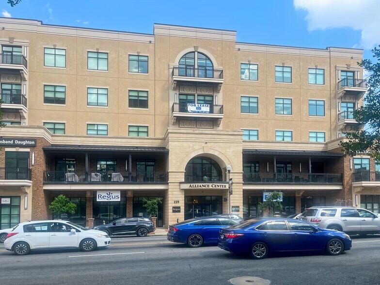 More Photos Of 113-123 S Monroe St, Tallahassee Coworking Space
