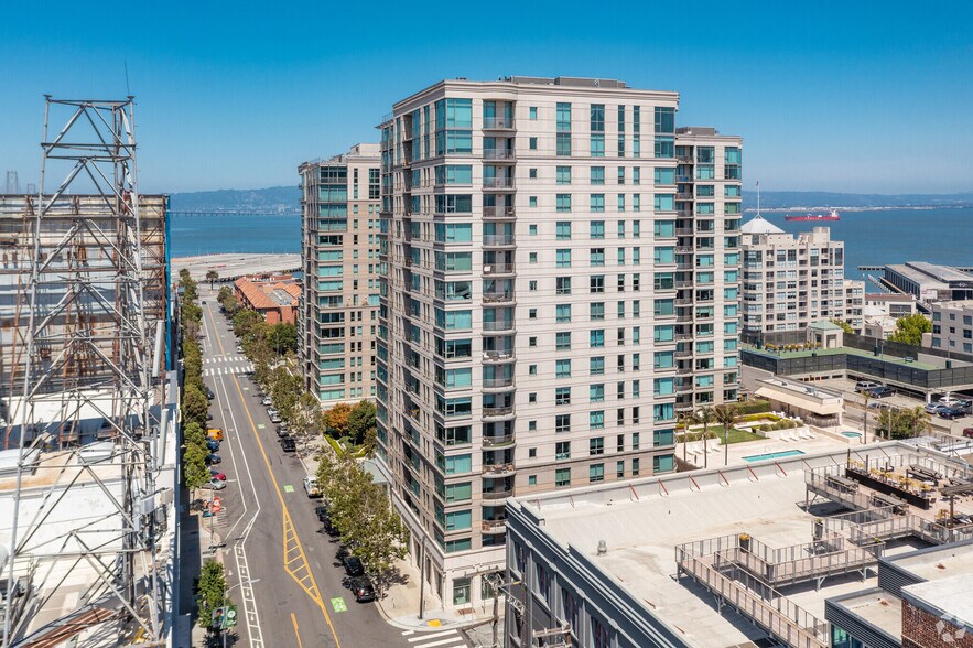 More Photos Of 243 Brannan St, San Francisco Storefront Retail Office For Lease