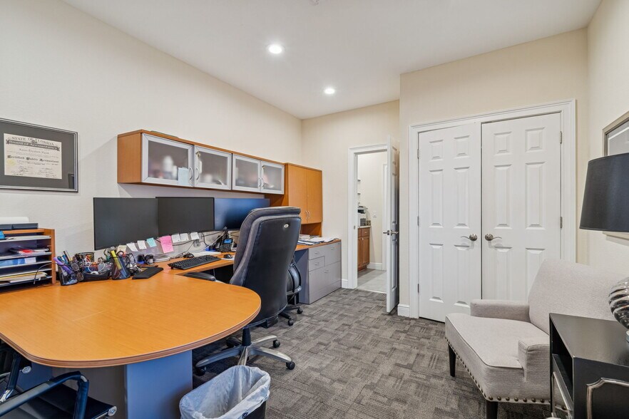 More Photos Of 5308 Central Ave, Saint Petersburg Office Residential For Sale