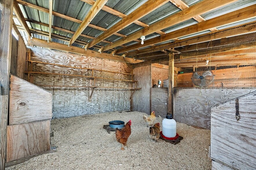 More Photos Of 411 Ranch Rd, Town Of Nocatee Horse Stables For Sale