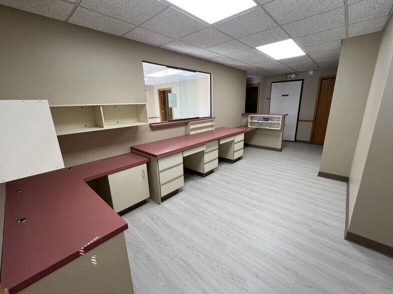 More Photos Of 155 Mount Pleasant Rd, West Newton Medical For Sale