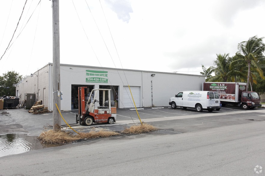 More Photos Of 20 NW 3rd Ave, Deerfield Beach Warehouse For Lease