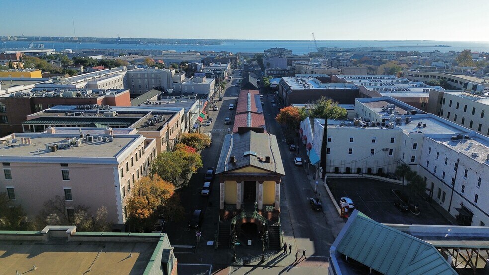 More Photos Of 112 N Market St, Charleston Hotel For Lease