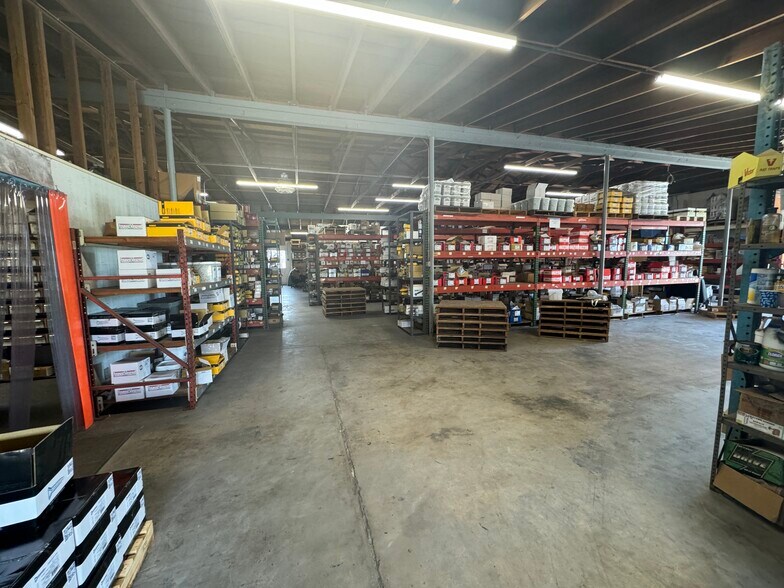More Photos Of 10300 Us Highway 19 N, Pinellas Park Manufacturing For Sale