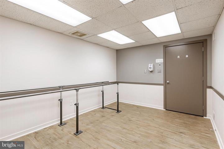 More Photos Of 915 N Hanover St, Elizabethtown Medical For Sale
