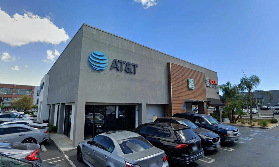 More Photos Of 6201-6203 Topanga Canyon Blvd, Woodland Hills Freestanding For Lease