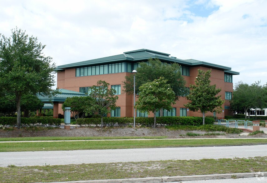 More Photos Of 7251 University Blvd, Winter Park Medical For Lease