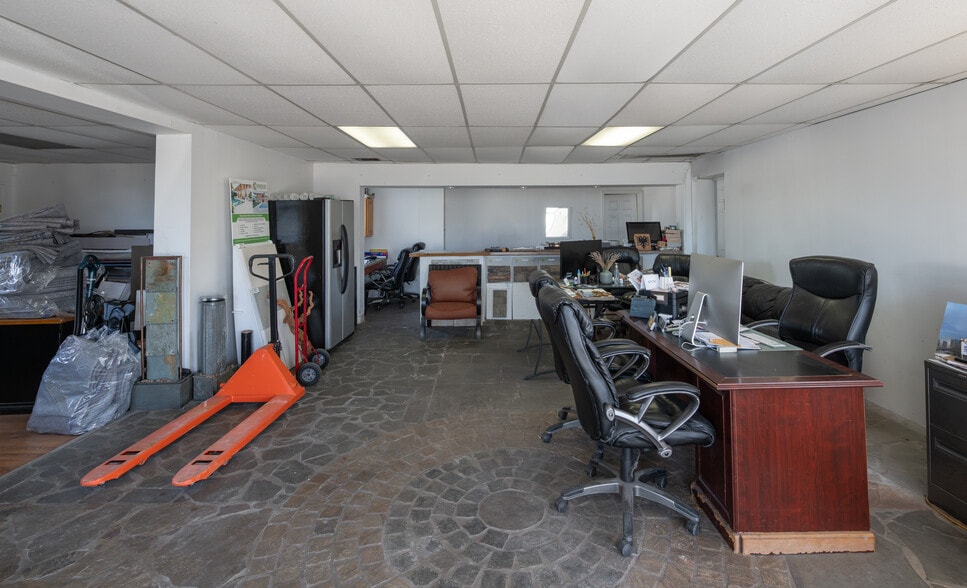 More Photos Of 6887 Philips Hwy, Jacksonville Freestanding For Sale